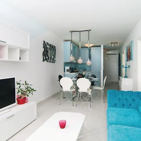 Awesome In With Kitchen * Split
