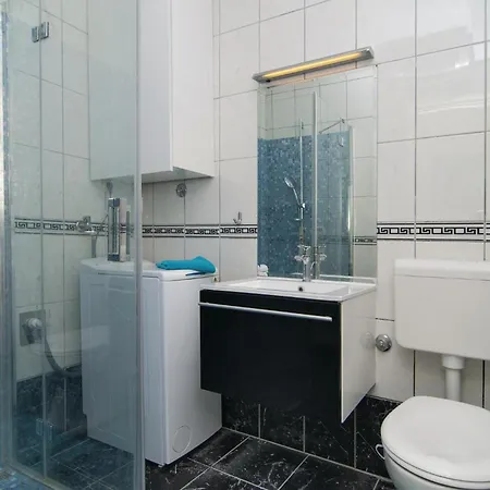 Daire Awesome In With Kitchen *